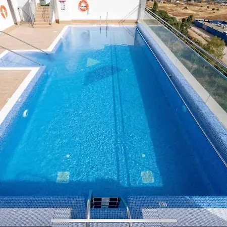 דירה Modern 2 Bedroom Rooftop Pool + Gym Rdr328 מארבלה